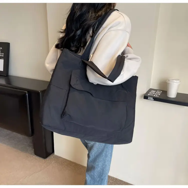 Lightweight Large Capacity Shoulder Bag for Women — feature 25