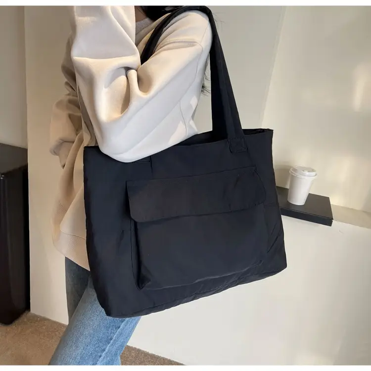 Lightweight Large Capacity Shoulder Bag for Women — feature 26