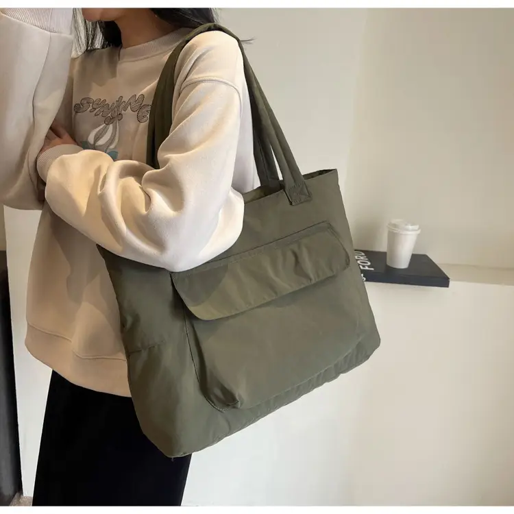 Lightweight Large Capacity Shoulder Bag for Women — feature 32