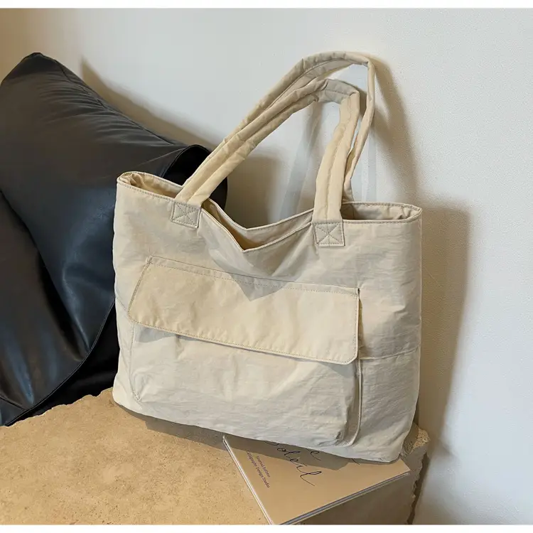 Lightweight Large Capacity Shoulder Bag for Women — feature 36