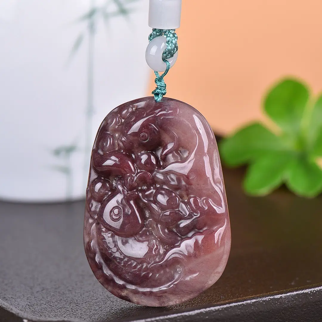 Fine Gold Jade Fish Pendant Necklace - Image 2