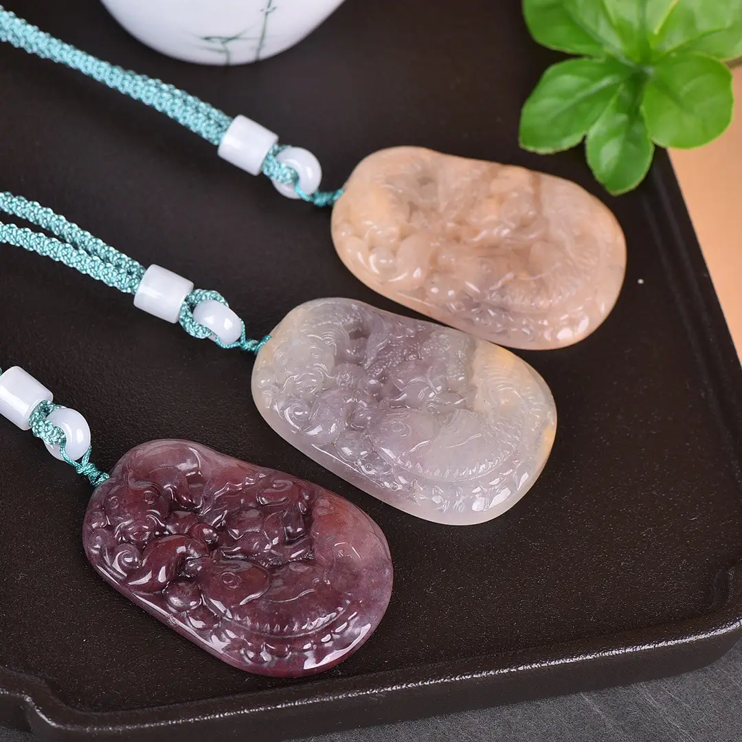 Fine Gold Jade Fish Pendant Necklace — feature 7