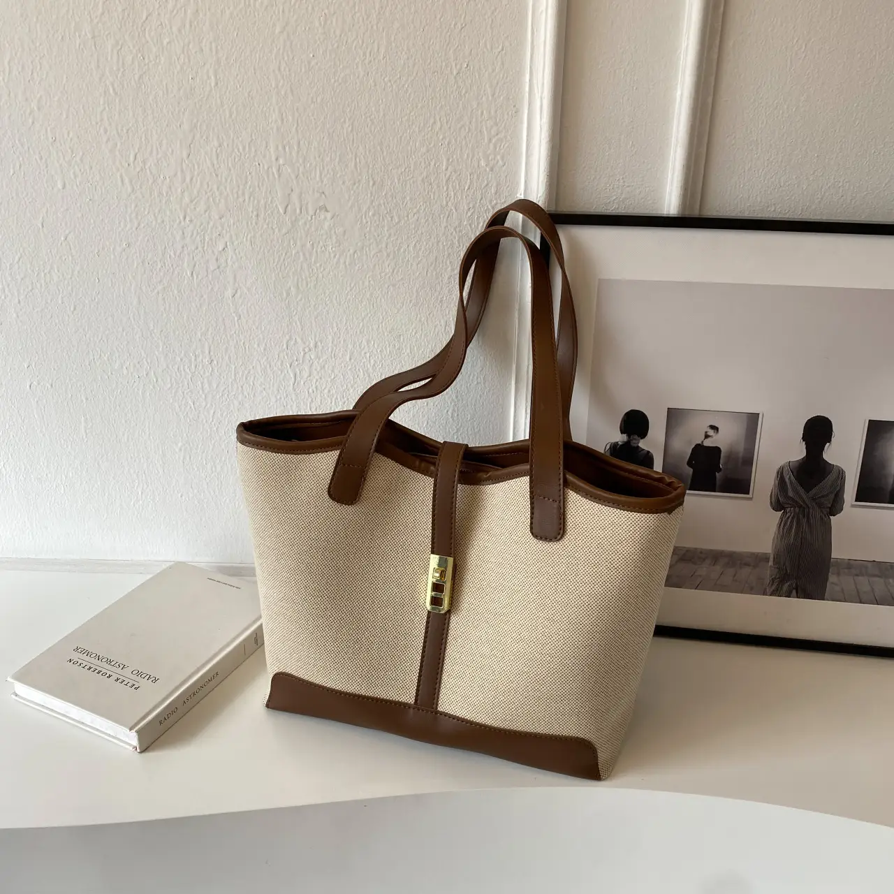 Large Capacity Canvas Shoulder Bag Brown Brown - Image 2