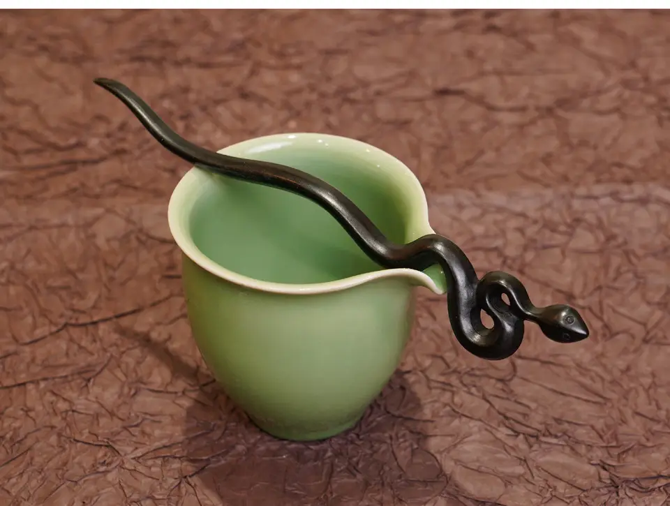Vintage Ebony Hairpin with Snake Handle — feature 4