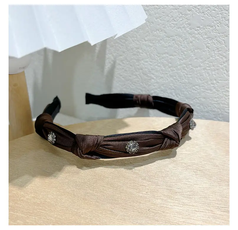 Yuqi Black Satin Skull Top Headband with Rhinestone Decor — feature 3