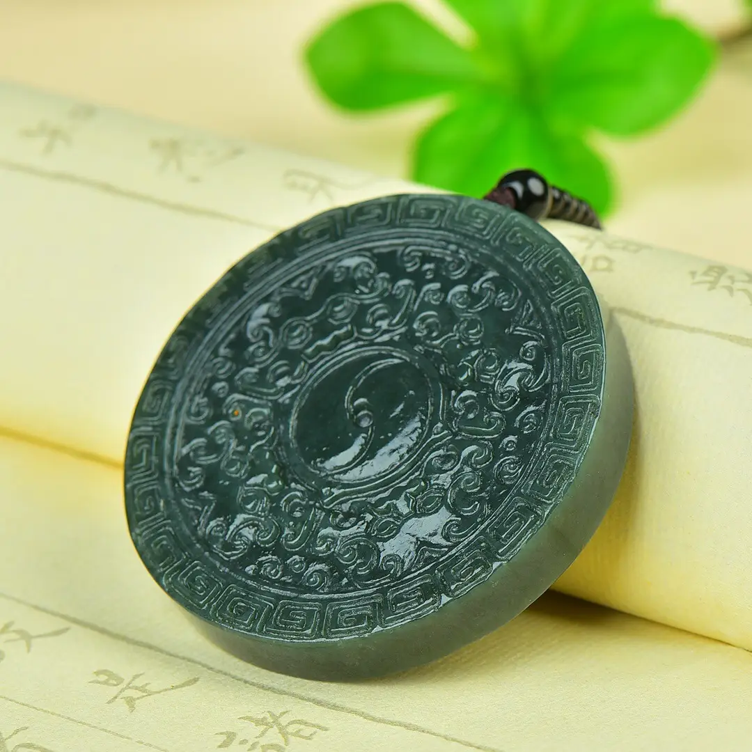Hetian Jade Gossip Necklace with Geometric Design - Image 4