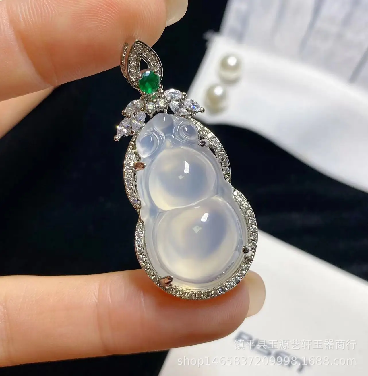 Madagas High Ice White Chalcedony 925 Silver Plated Inlaid Bean Pendant with Agate Buddha Jade Gourd Hanging — feature 5