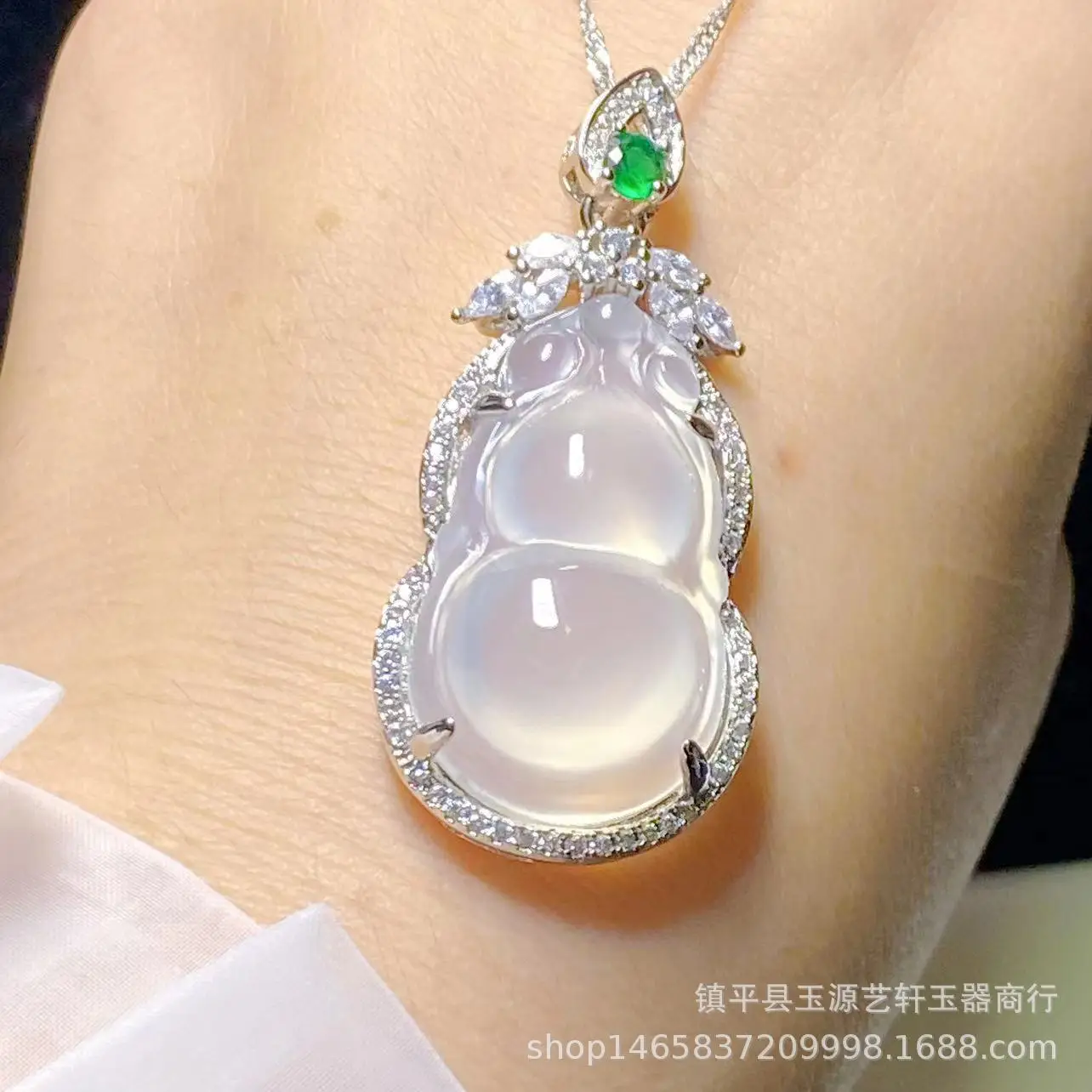 Madagas High Ice White Chalcedony 925 Silver Plated Inlaid Bean Pendant with Agate Buddha Jade Gourd Hanging — feature 7