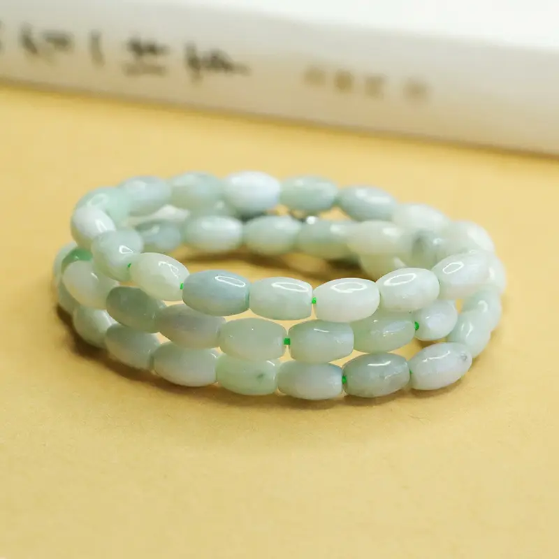 Natural Jade Necklace with Rice-Shaped Beads Green — feature 1