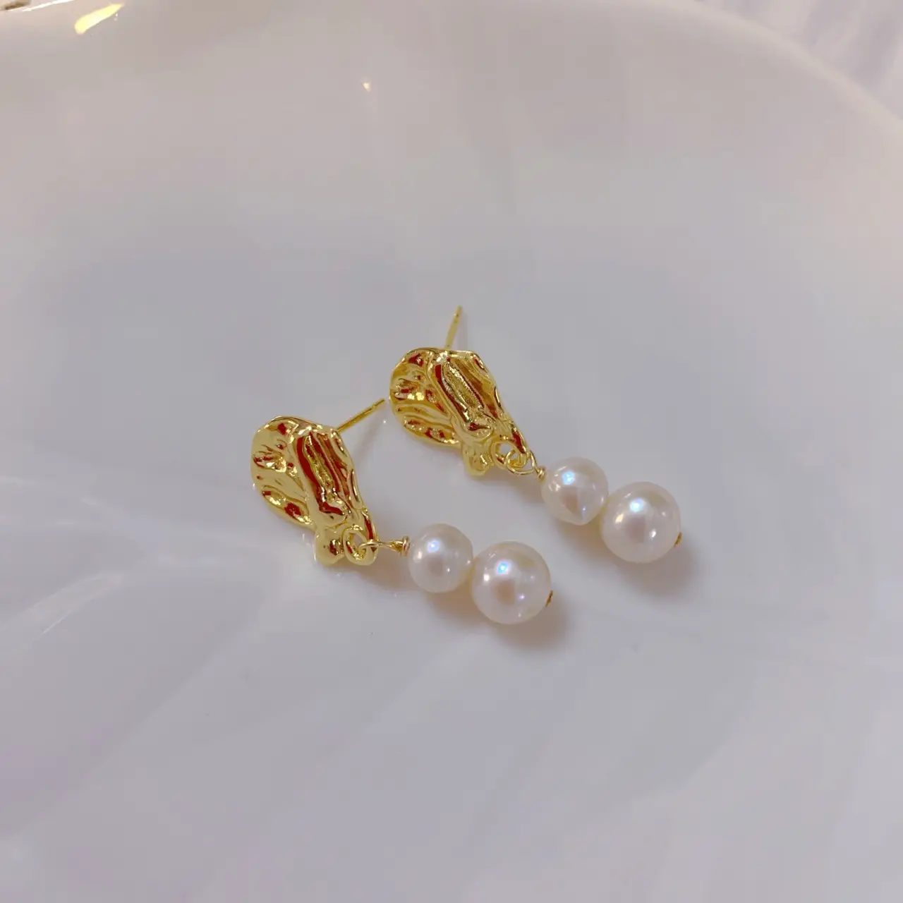 Korean-style Pearl Earrings Silver Gold Fashion Women - Image 3