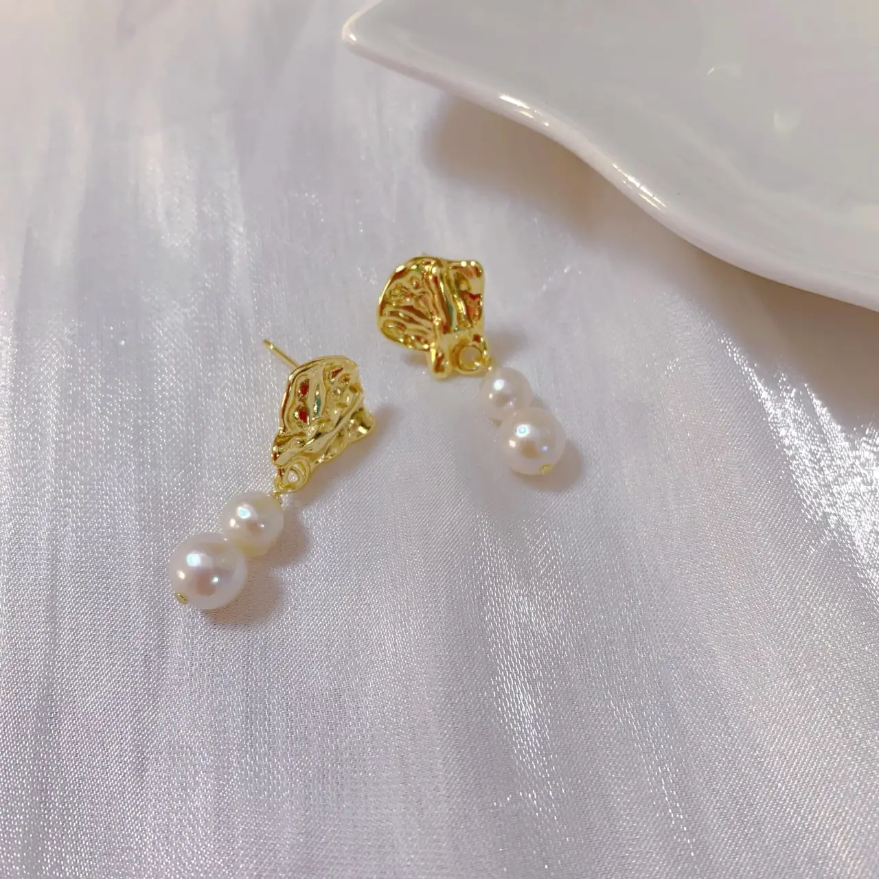 Korean-style Pearl Earrings Silver Gold Fashion Women - Image 5