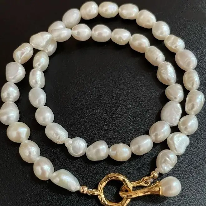 French Retro Pearl Necklace with Gold Clasp - Image 4