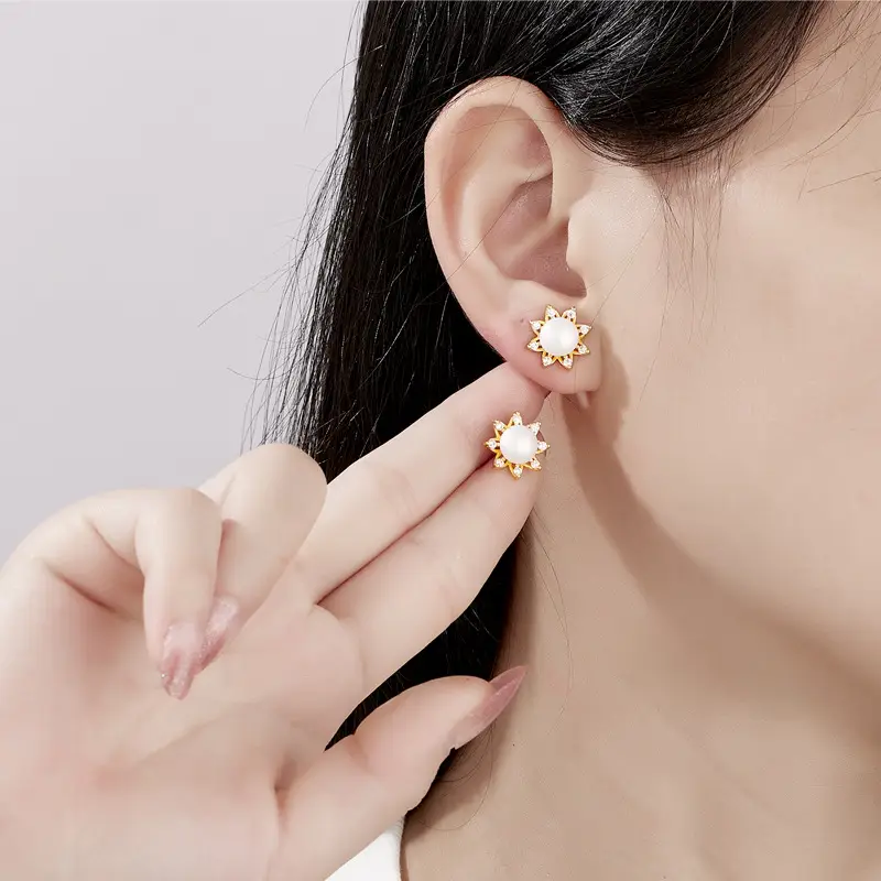 2023 Korean Sweet Personality Sunflower Pearl Earrings - Image 2