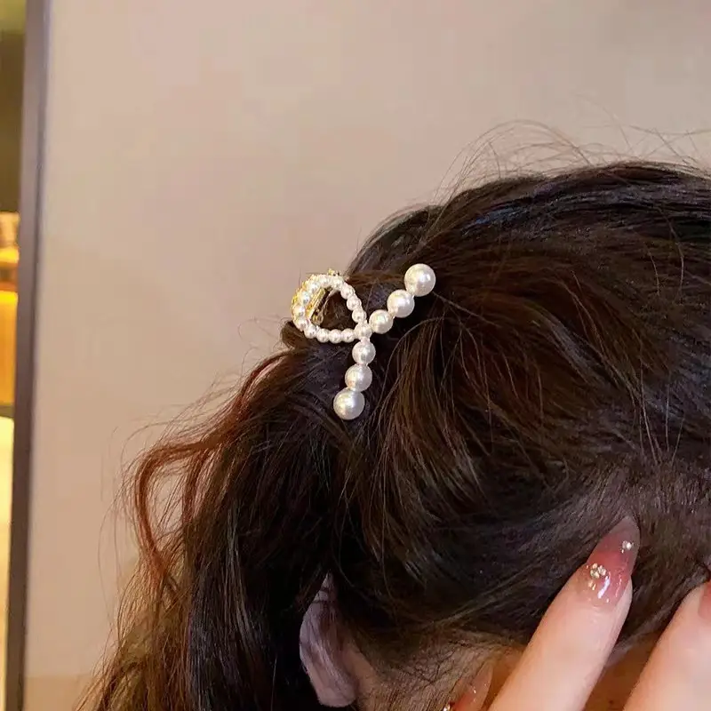 Pearl Hair Clip Small Female Hairpin 4.2x2.6cm - Image 7