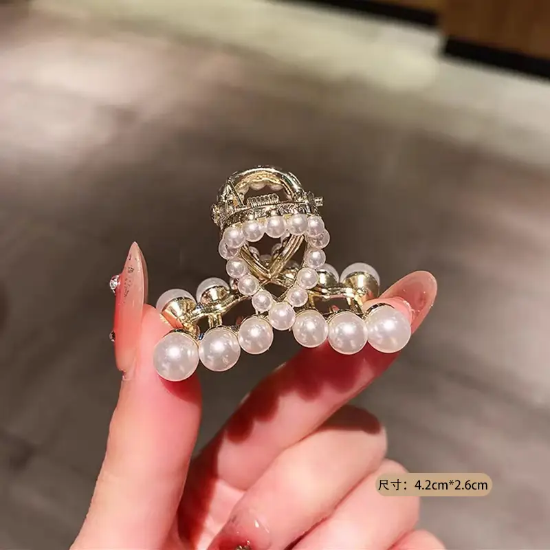 Pearl Hair Clip Small Female Hairpin 4.2x2.6cm - Image 2
