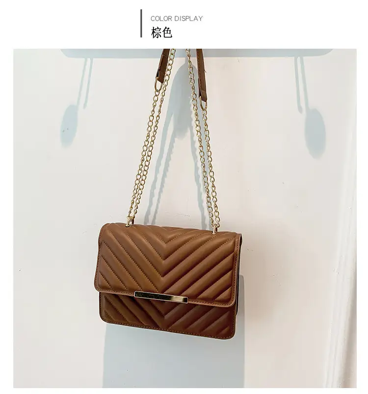 2023 Women's Mint Quilted Shoulder Messenger Bag — feature 13