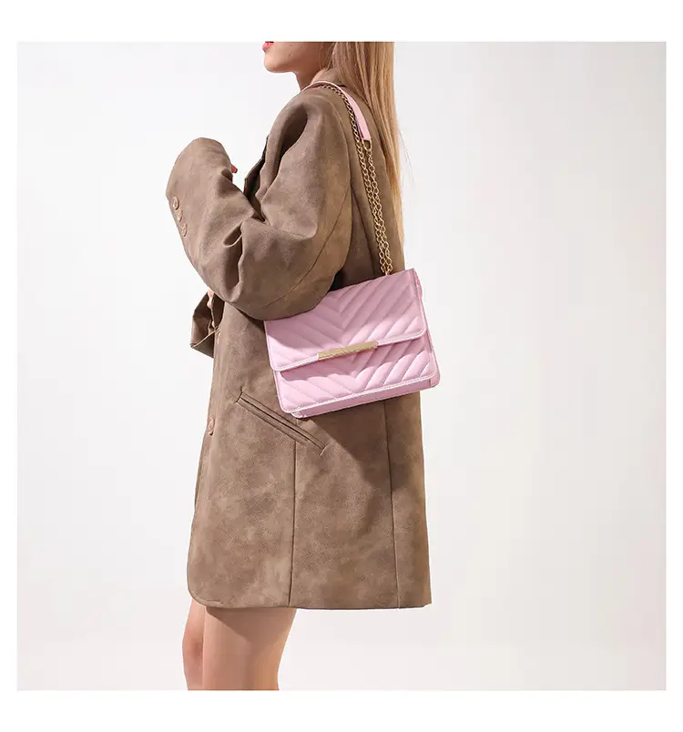 2023 Women's Mint Quilted Shoulder Messenger Bag — feature 25
