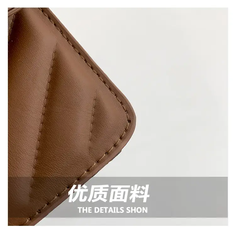 2023 Women's Mint Quilted Shoulder Messenger Bag — feature 5