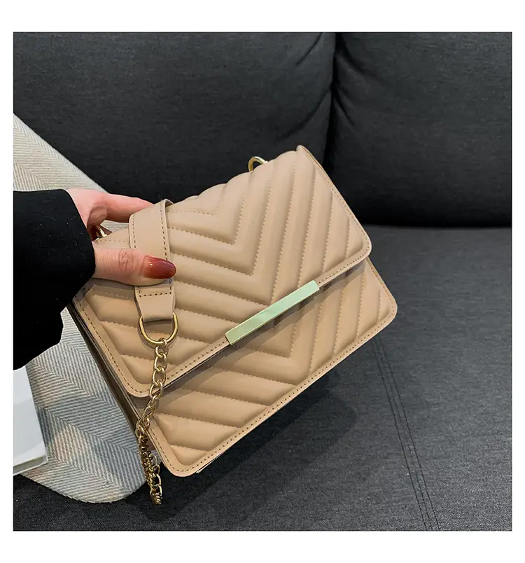 2023 Women's Mint Quilted Shoulder Messenger Bag - Image 3
