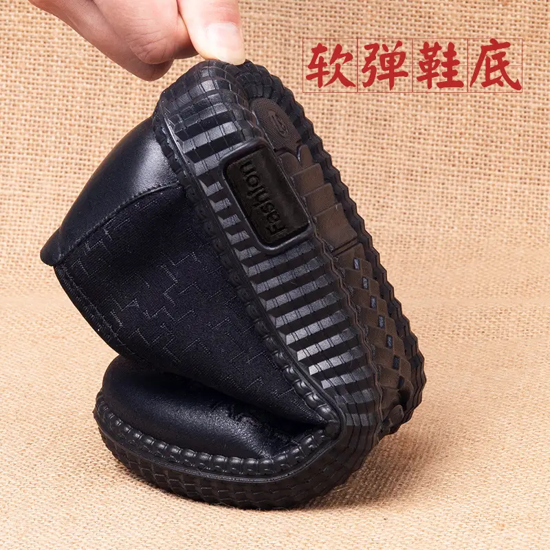 Old Beijing cloth shoes new winter cotton shoes women's fleece-lined shoes lightweight soft bottom warm elderly mother shoes embroidered cotton shoes - Image 5