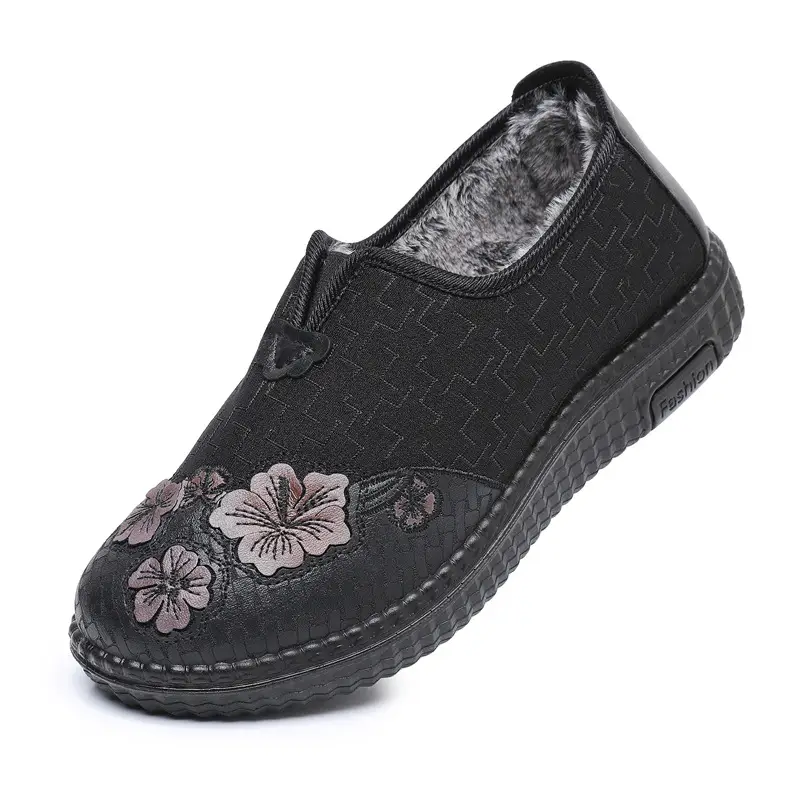 Old Beijing cloth shoes new winter cotton shoes women's fleece-lined shoes lightweight soft bottom warm elderly mother shoes embroidered cotton shoes - Image 7