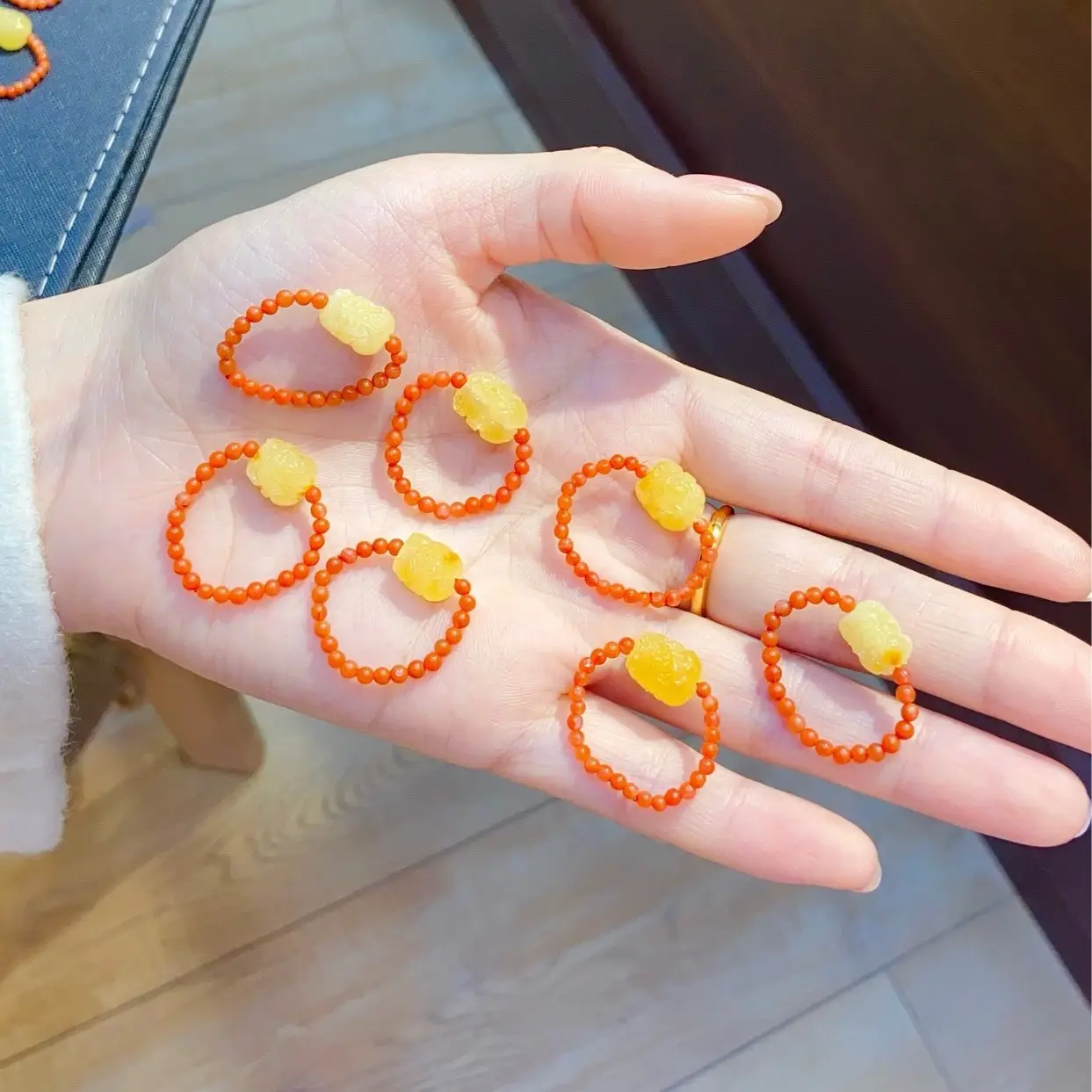 Natural Honey Chicken Oil Yellow Agate Ring Handwoven Design - Image 3