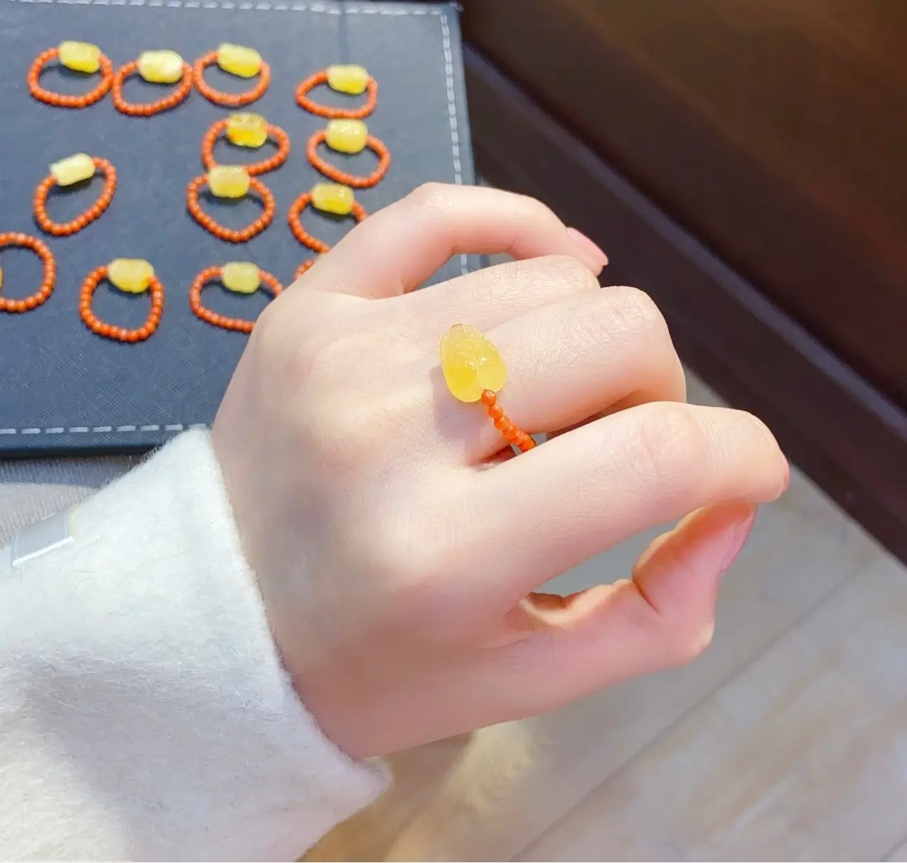 Natural Honey Chicken Oil Yellow Agate Ring Handwoven Design — feature 2