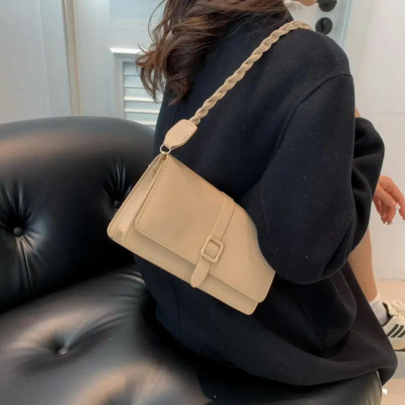 Korean Style Black Crossbody Bag for Women 2023 - Image 7