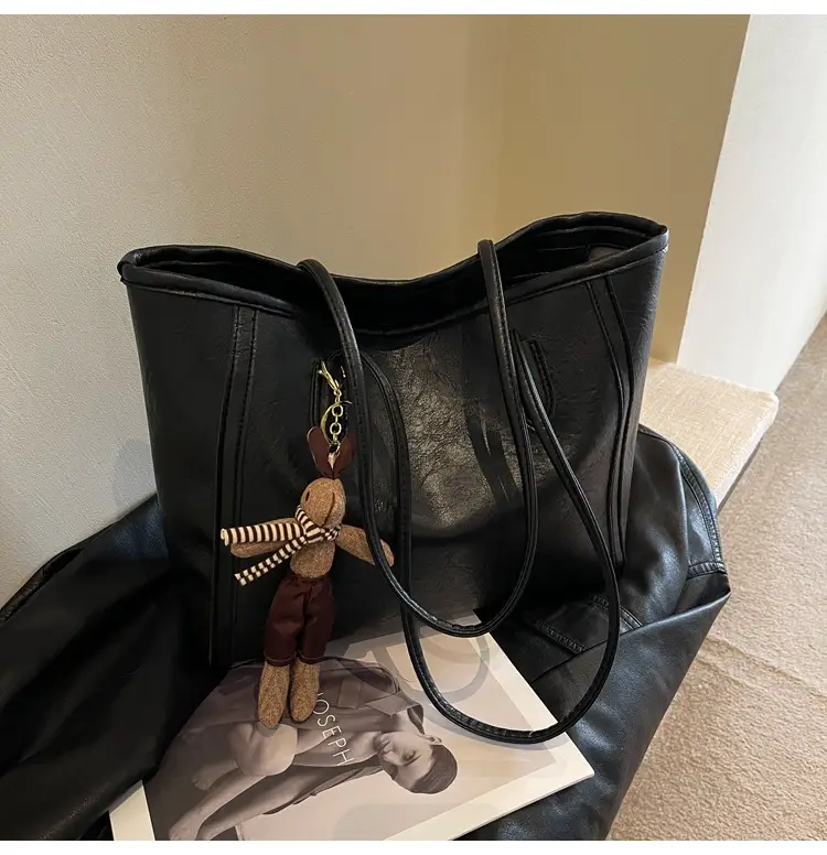 Women's Black Leather Shoulder Bag with Keychain — feature 22