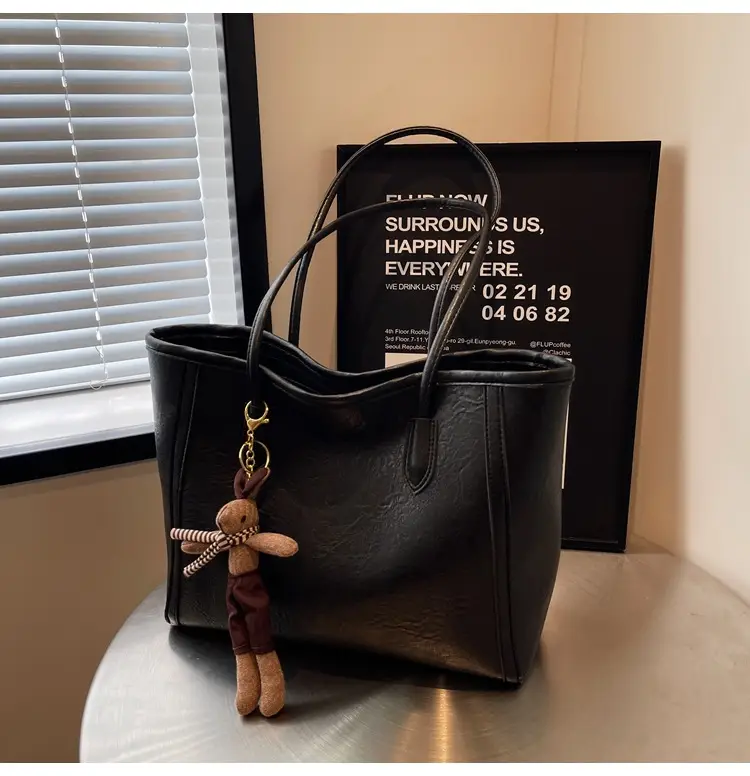 Women's Black Leather Shoulder Bag with Keychain — feature 23