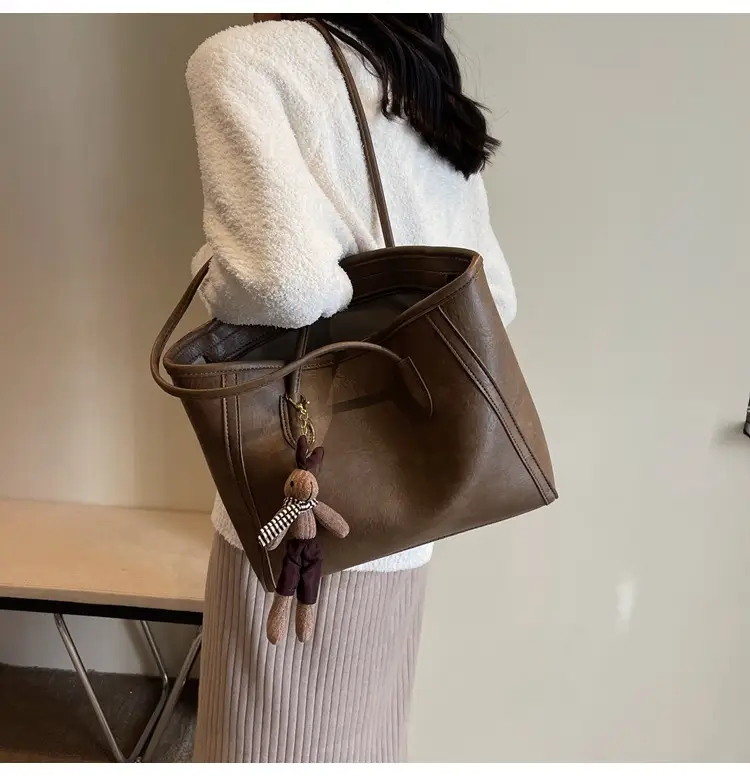 Women's Black Leather Shoulder Bag with Keychain — feature 35