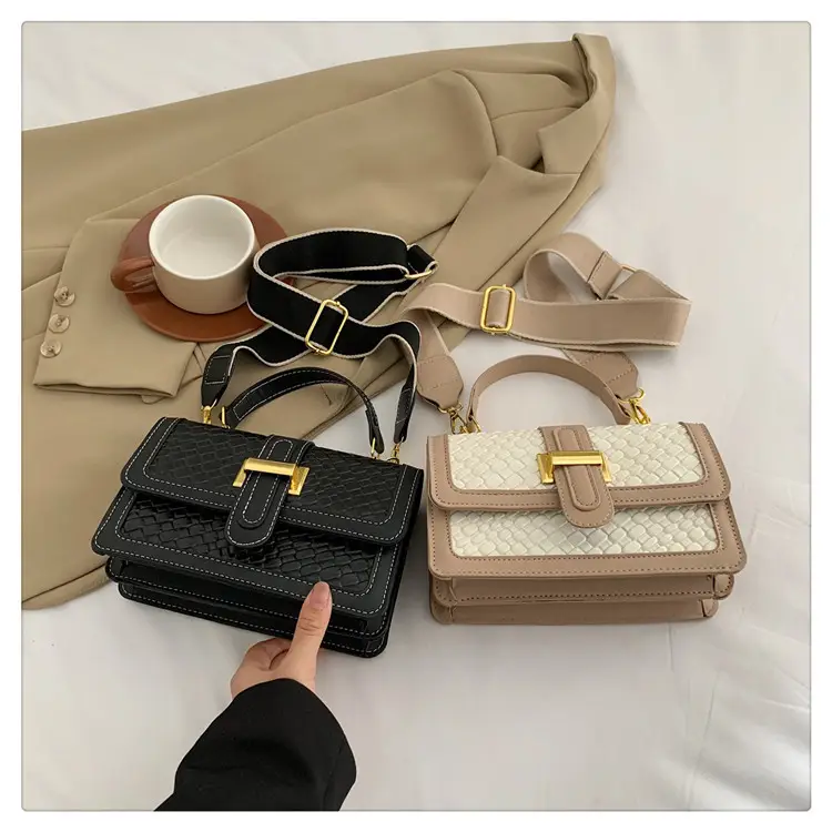 Brown Woven Crossbody Bag with Gold Clasp — feature 30