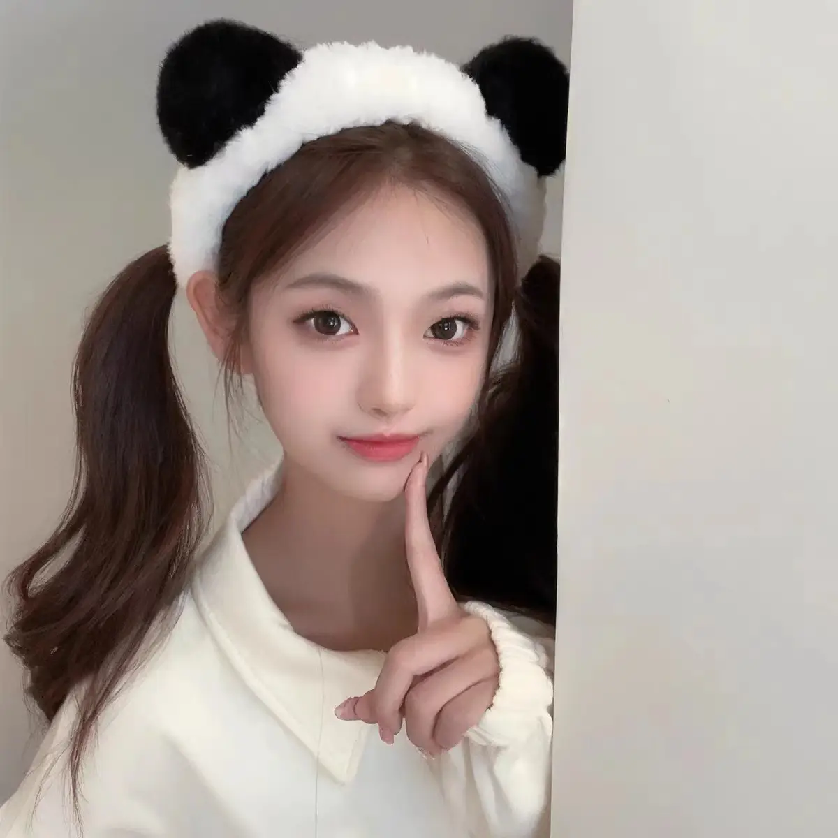 Cute Bear Ears Face Wash Headband Plush Black White — feature 6