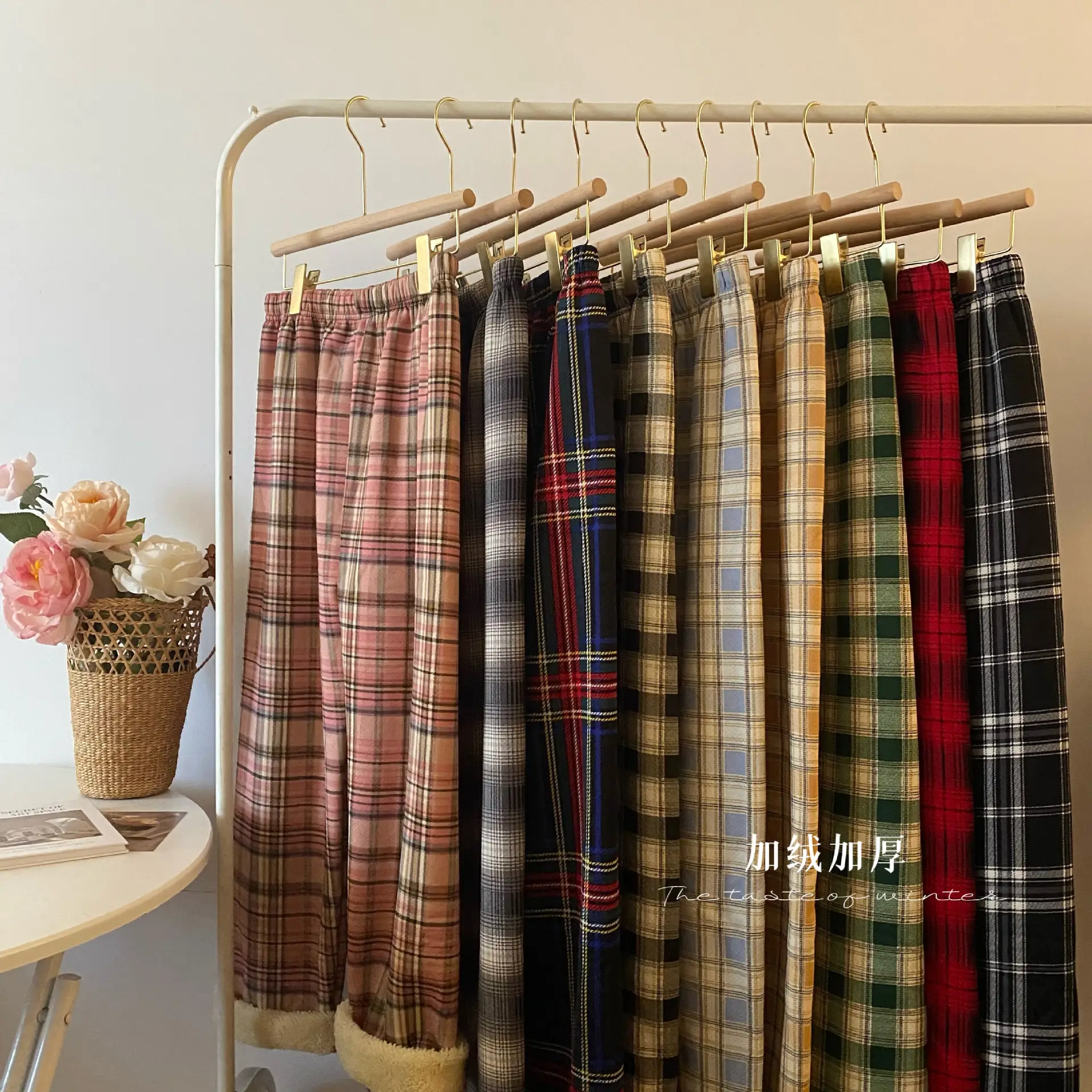 Men Winter Plaid Fleece Lined Slimming Pants 10 Colors — feature 3