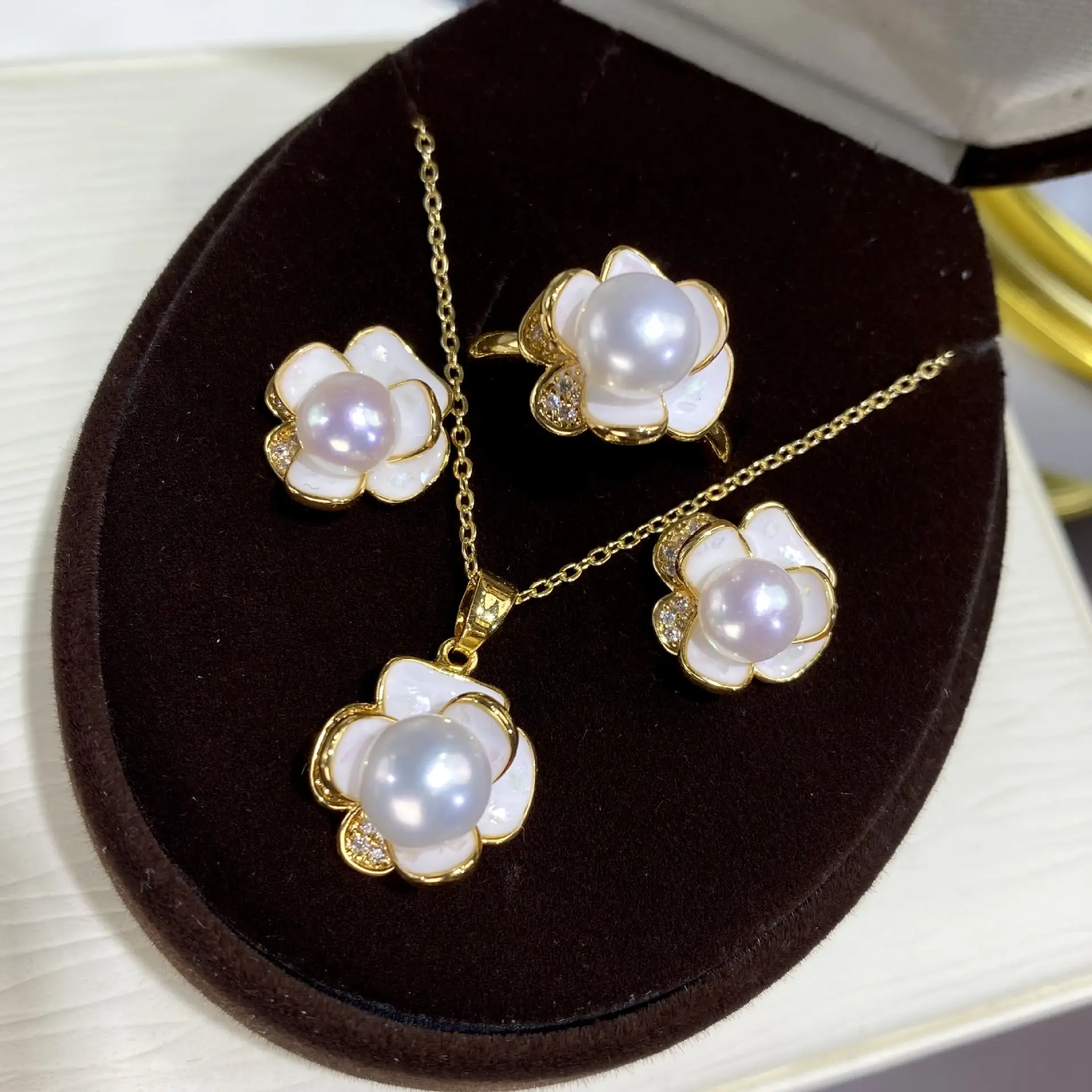 2025 Freshwater Pearl Camellia Jewelry Set S925 Gold — feature 4