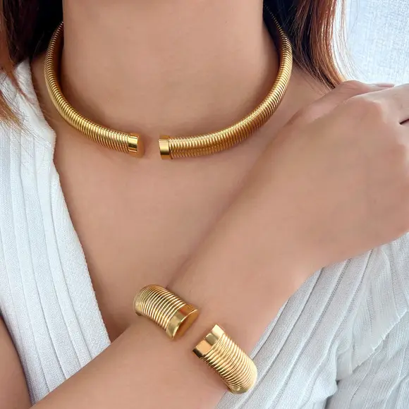 Gold Pearl Necklace Set for Women 2023 New Clavicle Chain — feature 13