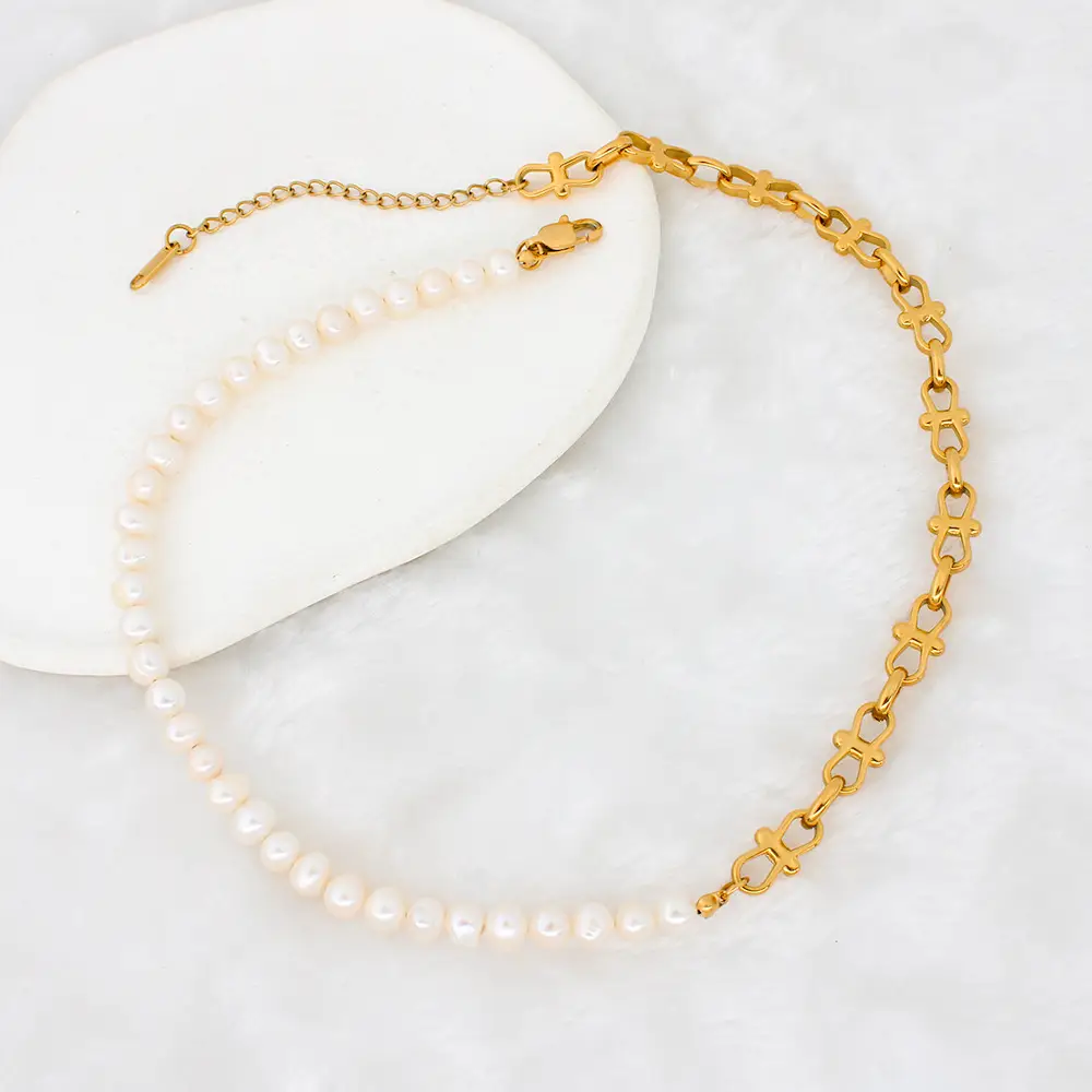 Gold Pearl Necklace Set for Women 2023 New Clavicle Chain - Image 2