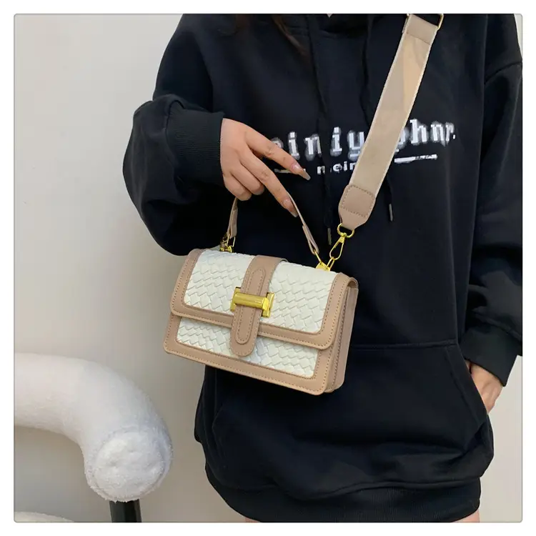 Women's Korean Style Shoulder Crossbody Bag Beige Cream — feature 17