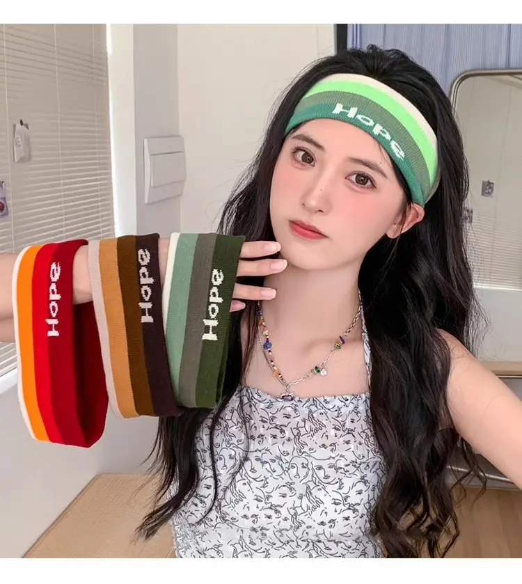 Red Antlers Hair Band for Women Running Yoga Fitness — feature 3