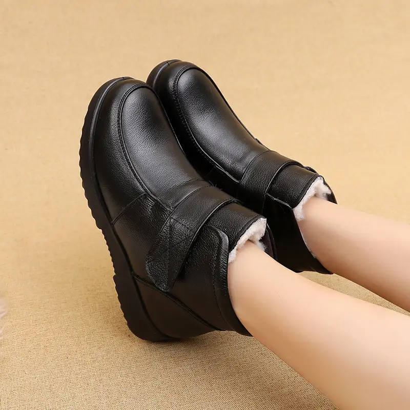 New real wool first layer cowhide mother cotton shoes soft bottom lightweight women's comfortable middle-aged and elderly women's shoes factory direct sales - Image 5