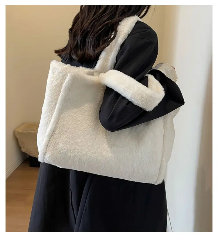 Women's White Plush Shoulder Bag 2023 Winter — feature 1