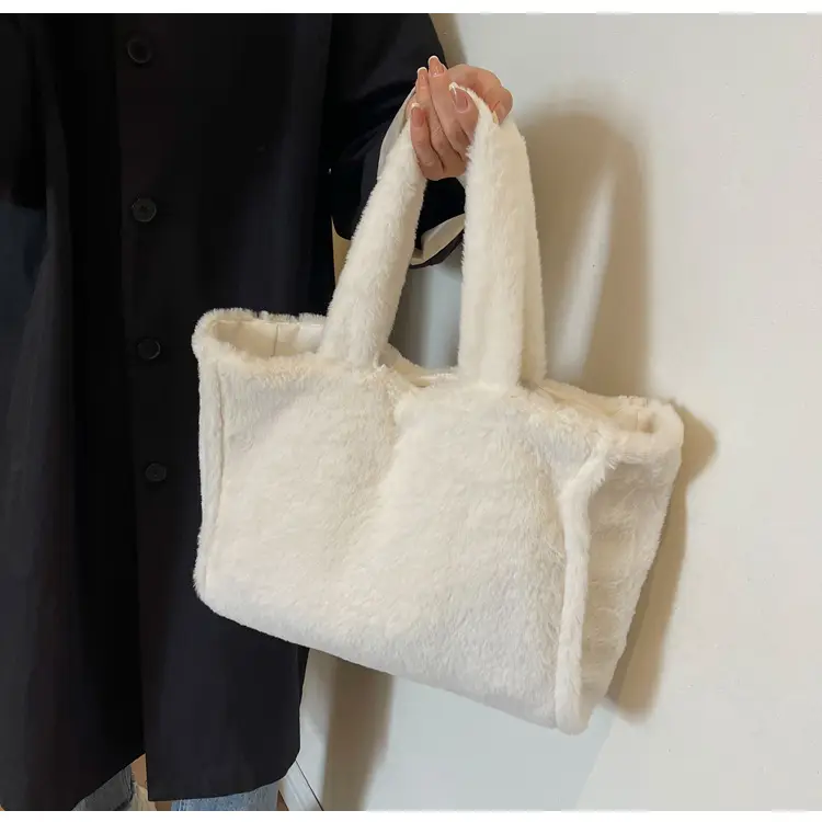 Women's White Plush Shoulder Bag 2023 Winter — feature 13