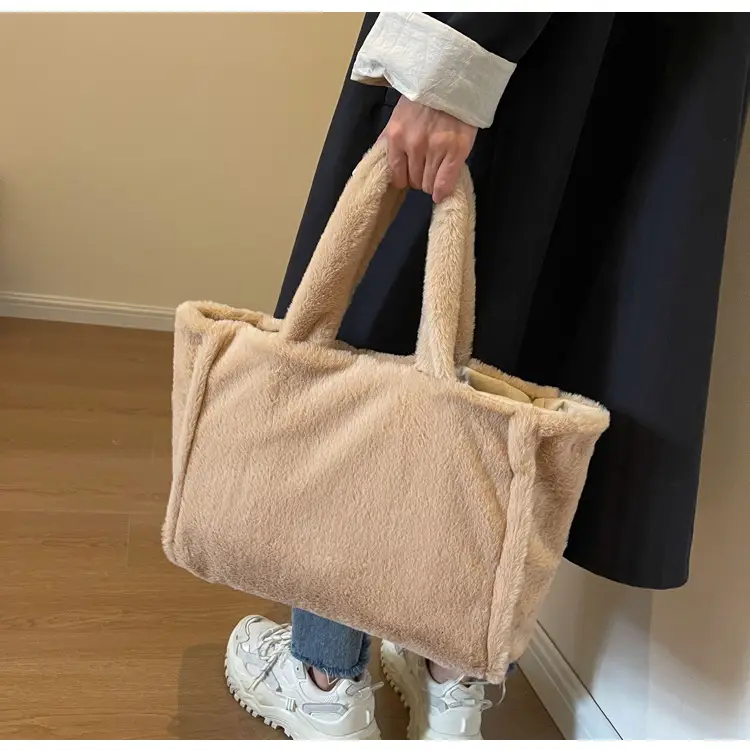 Women's White Plush Shoulder Bag 2023 Winter — feature 15