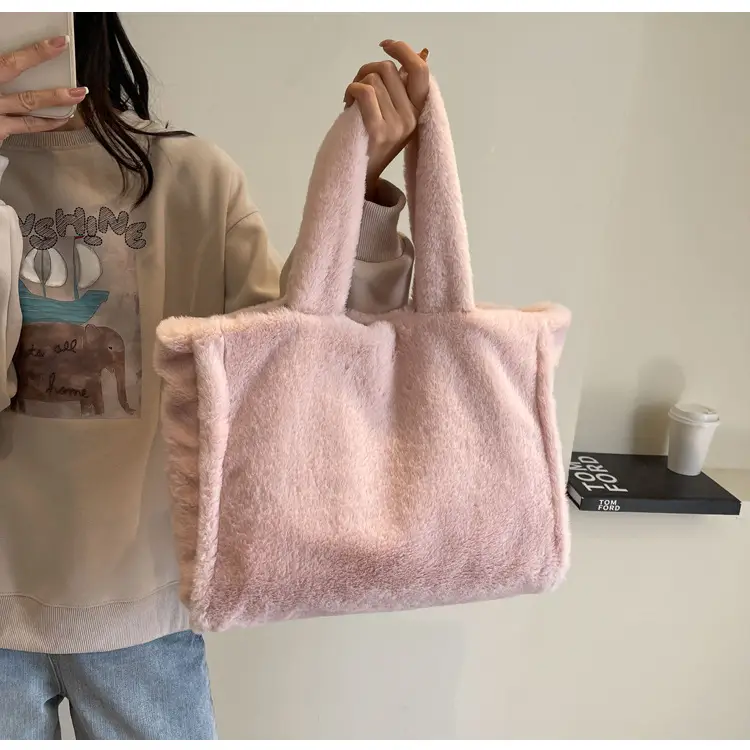 Women's White Plush Shoulder Bag 2023 Winter — feature 17