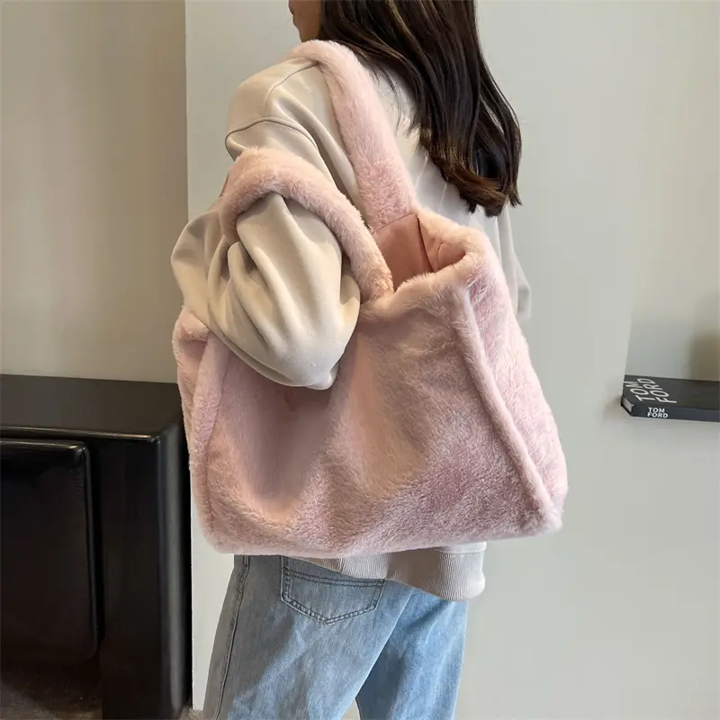 Women's White Plush Shoulder Bag 2023 Winter - Image 3