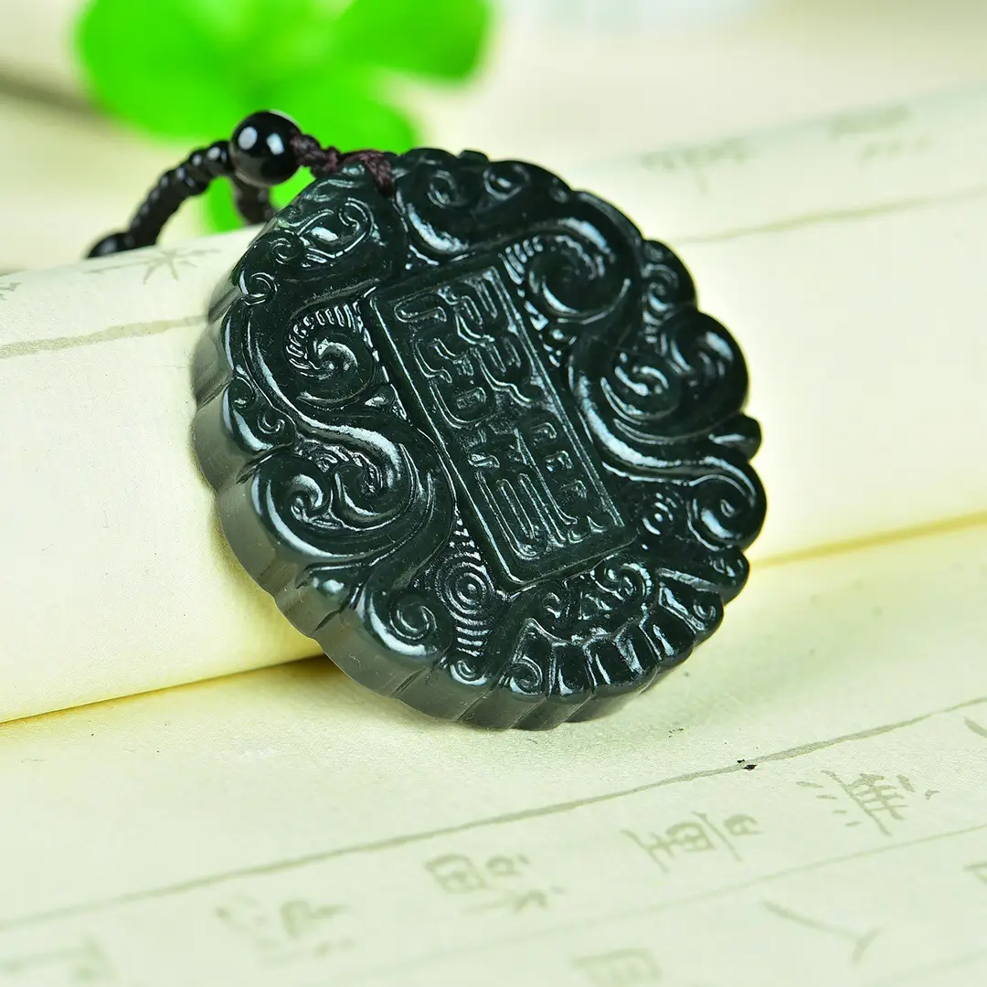 Hotan Saponade Pendant with intricate design - Image 4