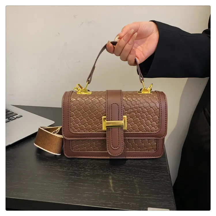 Women's Beige Beige Crossbody Bag with Gold Clasp — feature 15