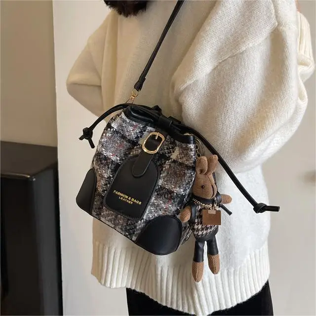 Retro Plaid Crossbody Bag for Women 2026 - Image 8