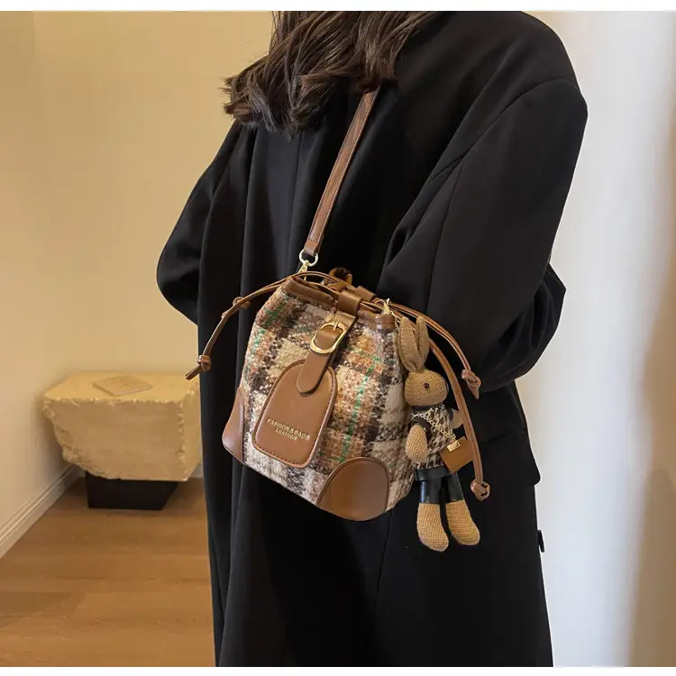 Retro Plaid Crossbody Bag for Women 2026 — feature 14