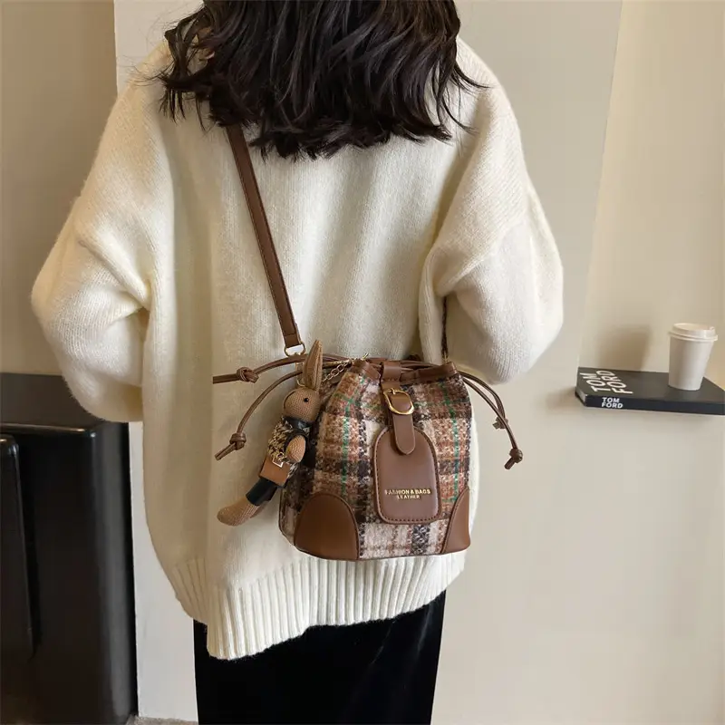Retro Plaid Crossbody Bag for Women 2026 - Image 3